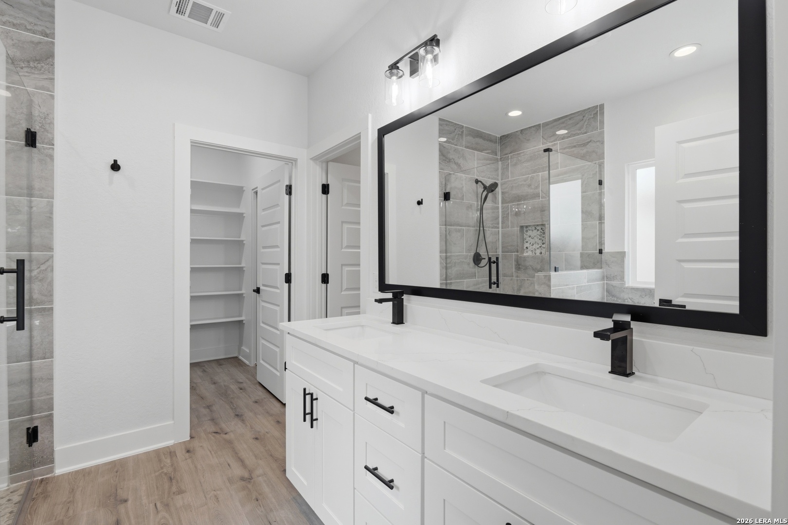 1418 Cedar Grove Trail Spring Branch, TX 78070 - Photo 13 of 37