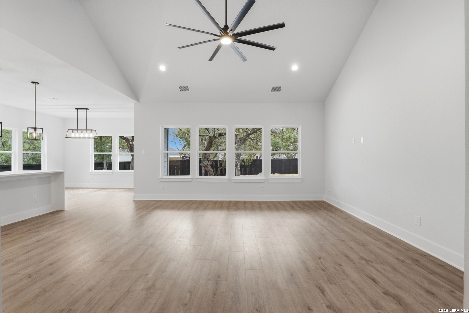 1418 Cedar Grove Trail Spring Branch, TX 78070 - Photo 4 of 37