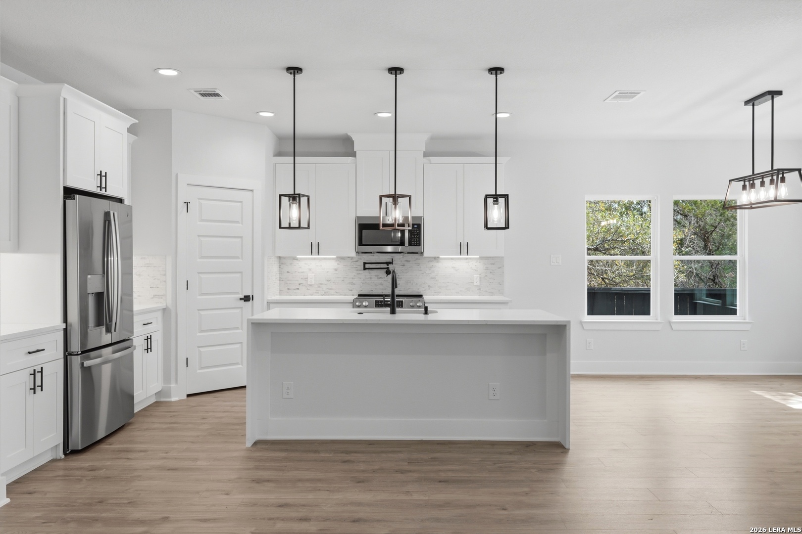 1418 Cedar Grove Trail Spring Branch, TX 78070 - Photo 6 of 37