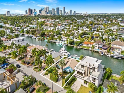 $3,295,000 | 1631 Southeast 14th Street, Fort Lauderdale, FL 33316