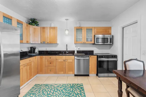 $7,000 | 342 Northeast 7th Avenue, Delray Beach, FL 33483