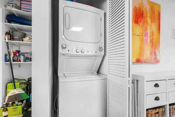 $7,000 | 342 Northeast 7th Avenue, Delray Beach, FL 33483