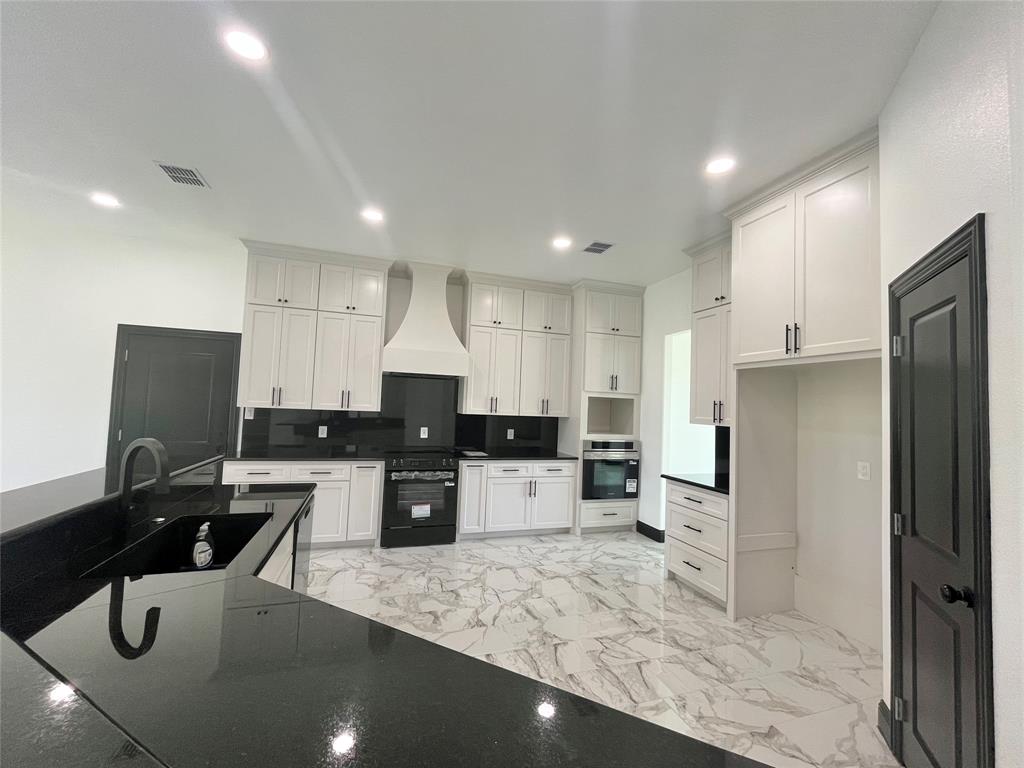 127 Valley Meadows Drive Springtown, TX 76082 - Photo 21 of 32