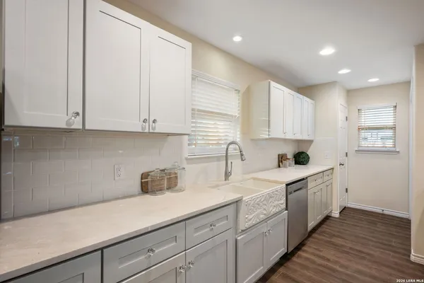 $289,000 | 533 Indian Crossing, Jourdanton, TX 78026