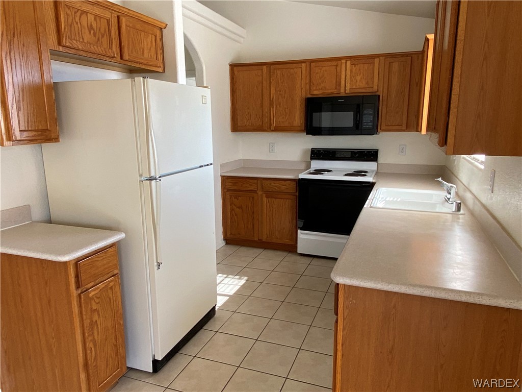1057 Teddy Roosevelt Road Golden Valley, AZ 86413 - Photo 21 of 36 Gallery Image 21