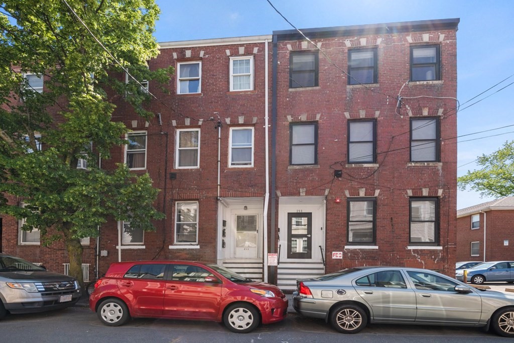 211 West 9th Street Boston, MA 02127 - Photo 2 of 38