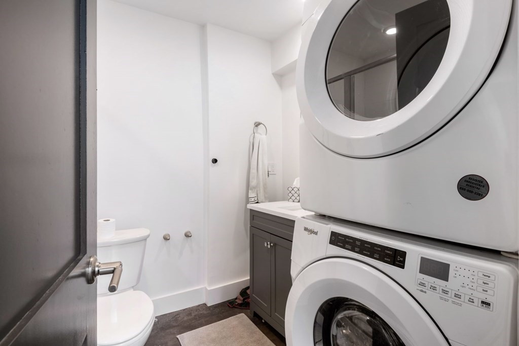211 West 9th Street Boston, MA 02127 - Photo 23 of 38