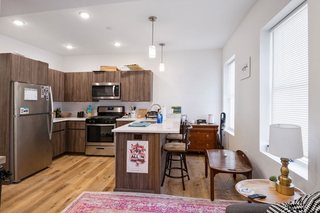 211 West 9th Street Boston, MA 02127 - Photo 25 of 38