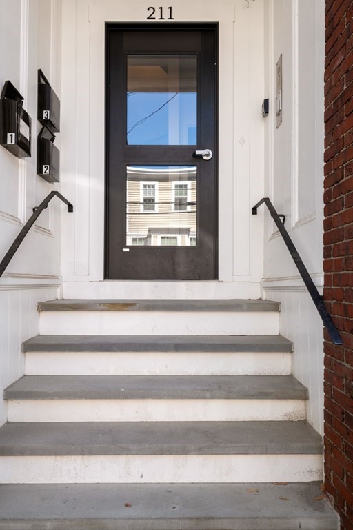 211 West 9th Street Boston, MA 02127 - Photo 3 of 38