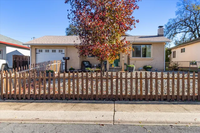 $299,000 | 1381 Jeffries Avenue, Anderson, CA 96007