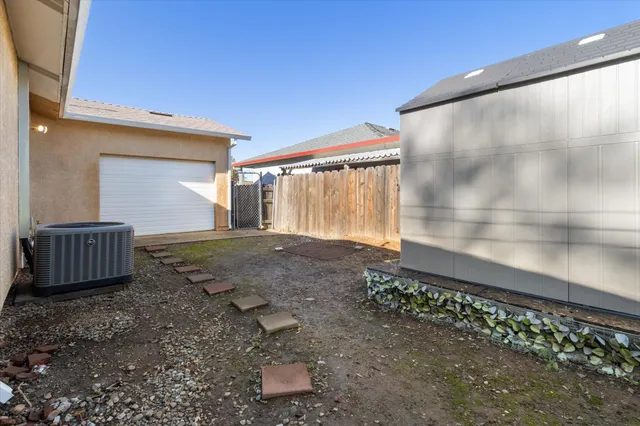 $299,000 | 1381 Jeffries Avenue, Anderson, CA 96007