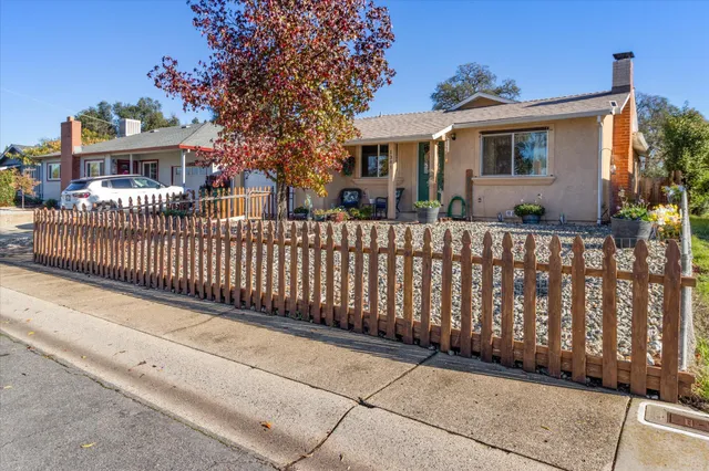$299,000 | 1381 Jeffries Avenue, Anderson, CA 96007