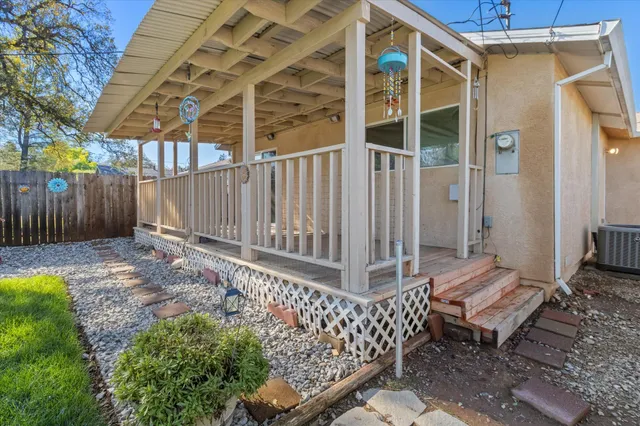 $299,000 | 1381 Jeffries Avenue, Anderson, CA 96007