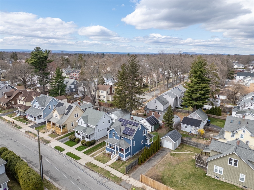 72 Larkspur Street Springfield, MA 01108 - Photo 25 of 33