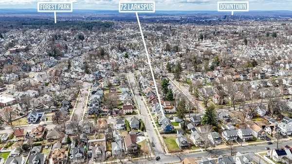 $299,900 | 72 Larkspur Street, Springfield, MA 01108