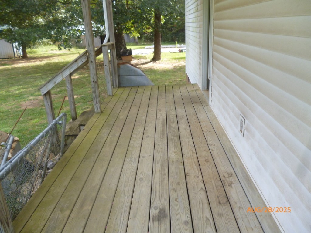 160 Haskins Chapel Road Lewisburg, TN 37091 - Photo 17 of 19 a view of balcony with wooden floor