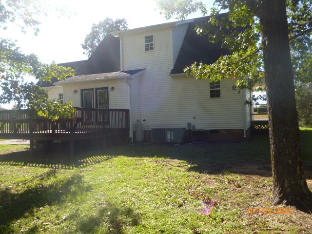 160 Haskins Chapel Road Lewisburg, TN 37091 - Photo 5 of 19 a view of a house with a yard