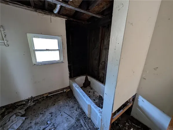 $69,900 | 495 Broad Street, Washington, PA 15301