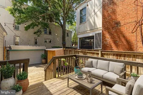 $1,350,000 | 502 12th Street Northeast, Washington, DC 20002