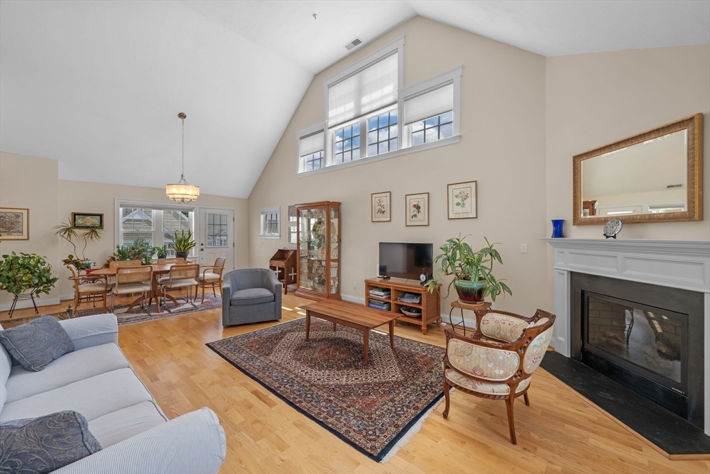 6 Essex Road, Unit 15 Ipswich, MA 01938 - Photo 11 of 40