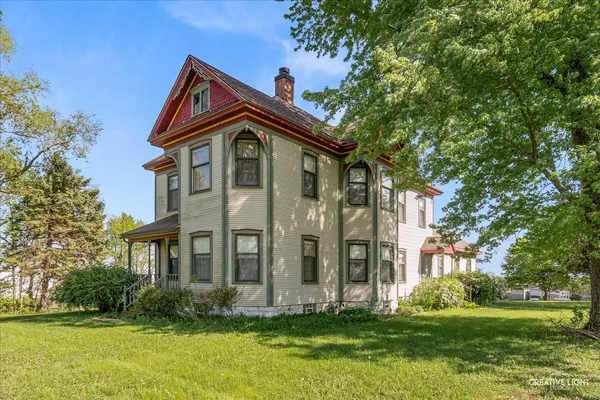 $570,000 | 10810 Tabler Road, Morris, IL 60450