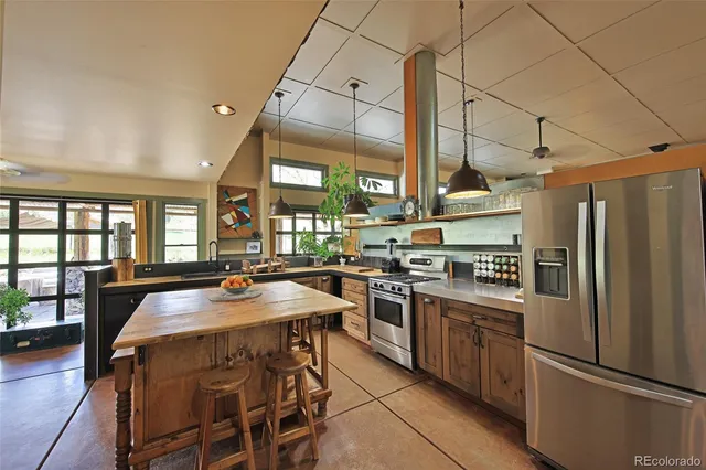 $995,000 | 10491-54 54 7/10 Road, Molina, CO 81646