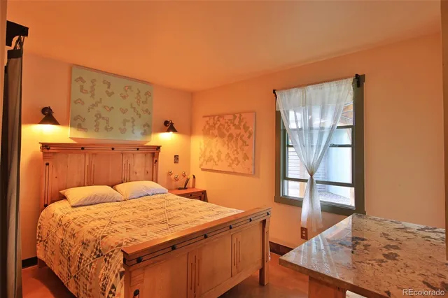 $995,000 | 10491-54 54 7/10 Road, Molina, CO 81646