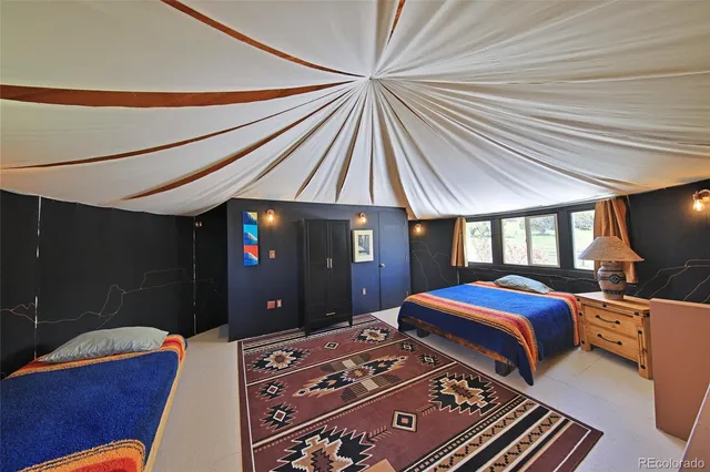 $995,000 | 10491-54 54 7/10 Road, Molina, CO 81646