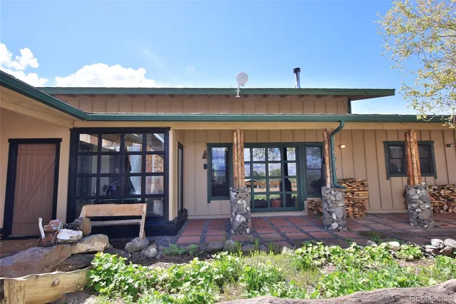 $995,000 | 10491-54 54 7/10 Road, Molina, CO 81646