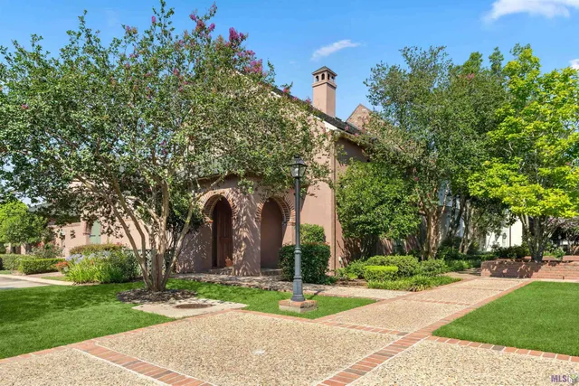 $599,999 | 67 Jamestowne Court, Baton Rouge, LA 70809