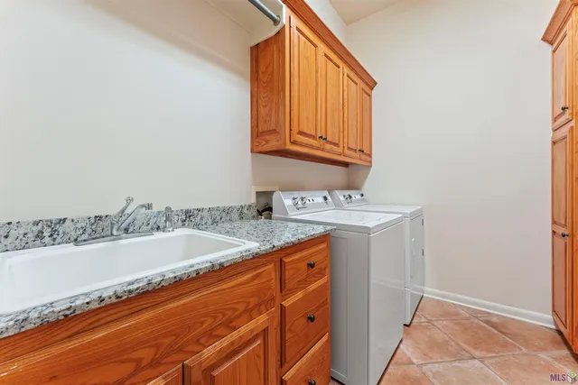 $599,999 | 67 Jamestowne Court, Baton Rouge, LA 70809