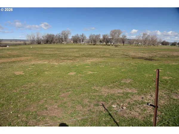 $850,000 | 68499 Kunze Lane, Boardman, OR 97818