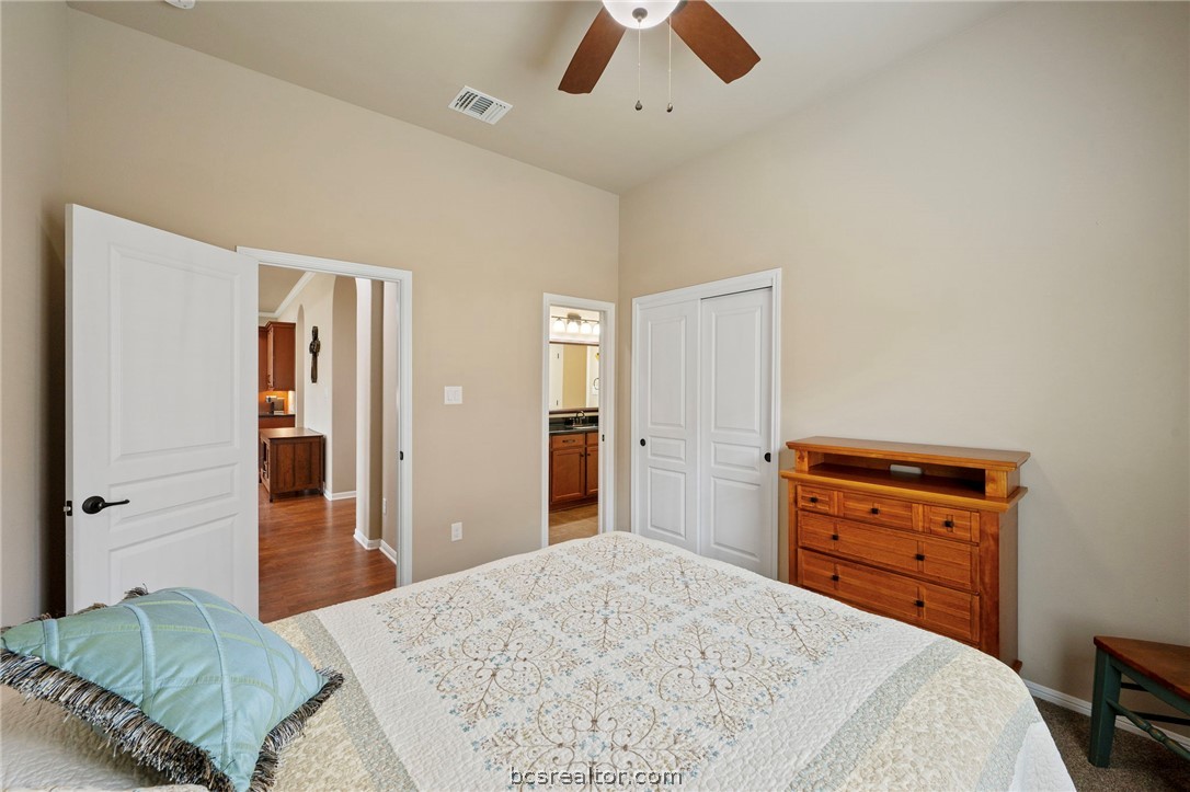 3085 Archer Circle Bryan, TX 77808 - Photo 20 of 32