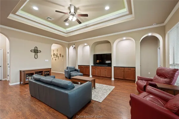 $435,000 | 3085 Archer Circle, Bryan, TX 77808