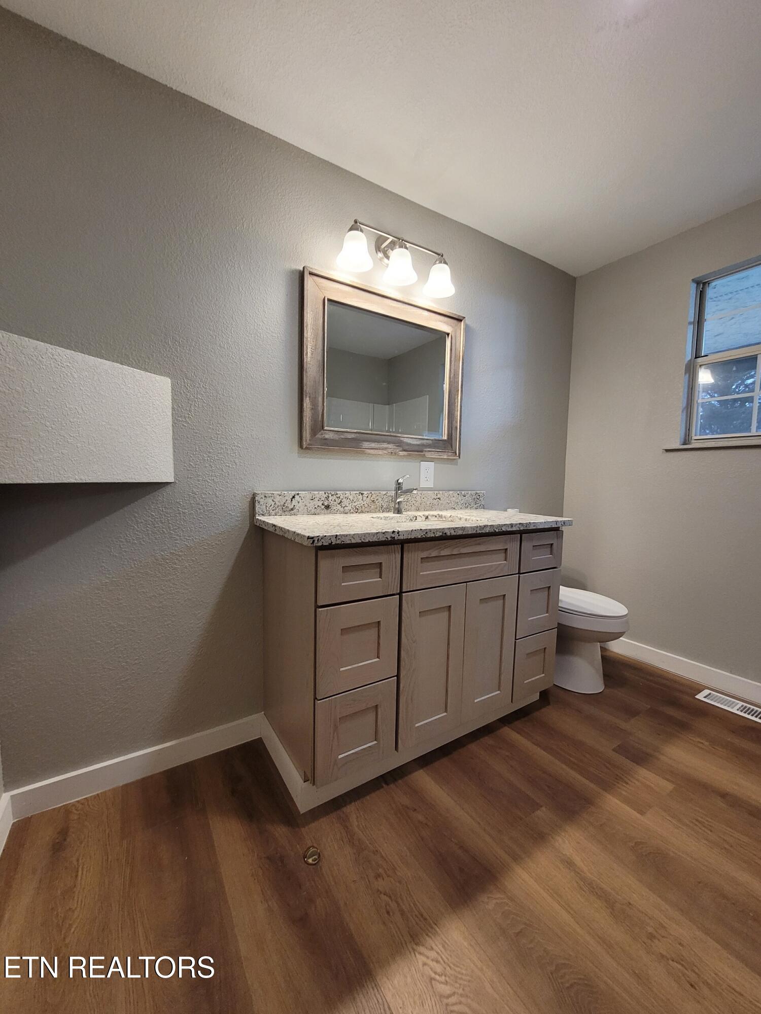 941 Cemetery Road Oliver Springs, TN 37840 - Photo 11 of 20 1000029683