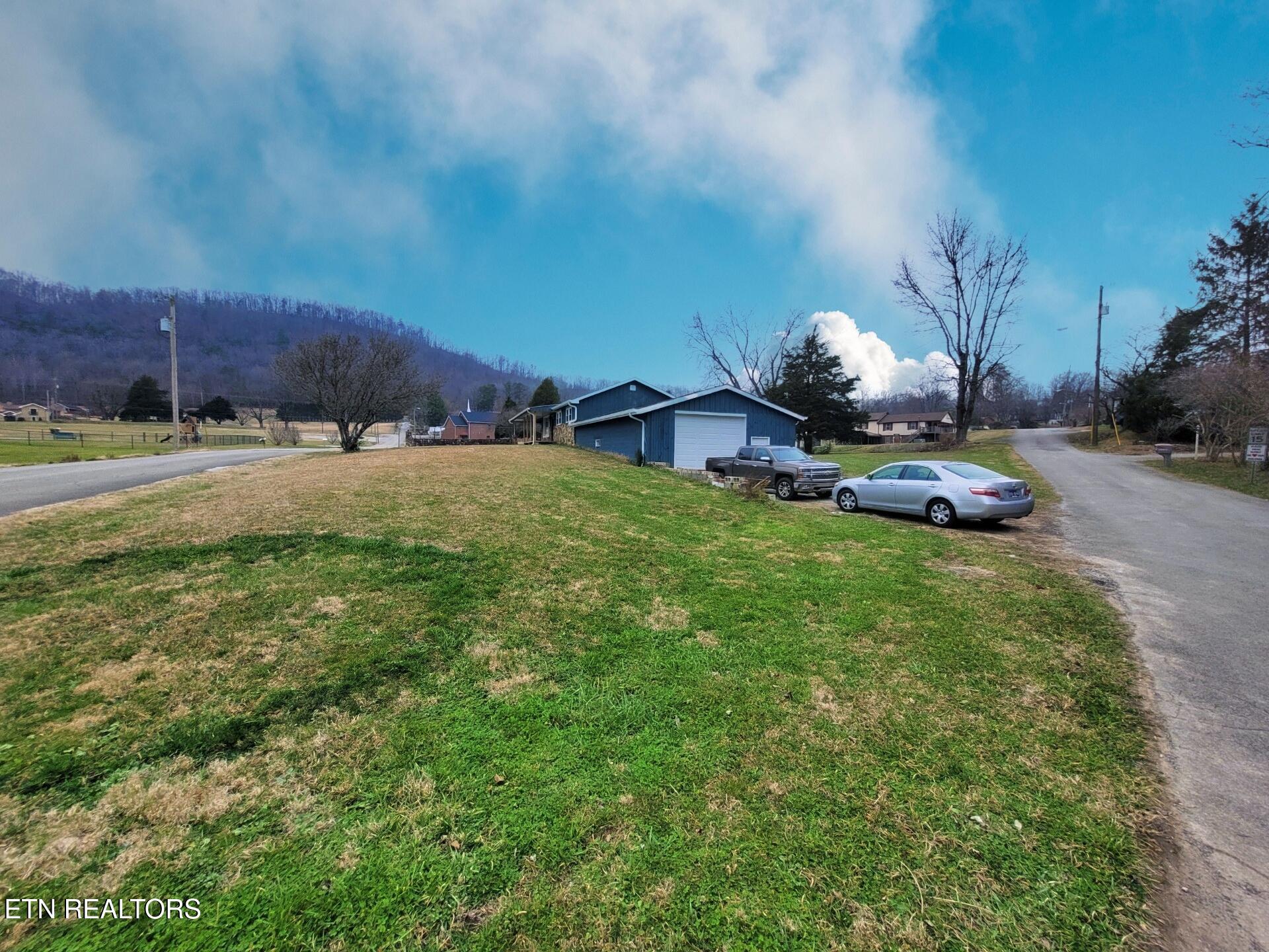 941 Cemetery Road Oliver Springs, TN 37840 - Photo 18 of 20 1000029699