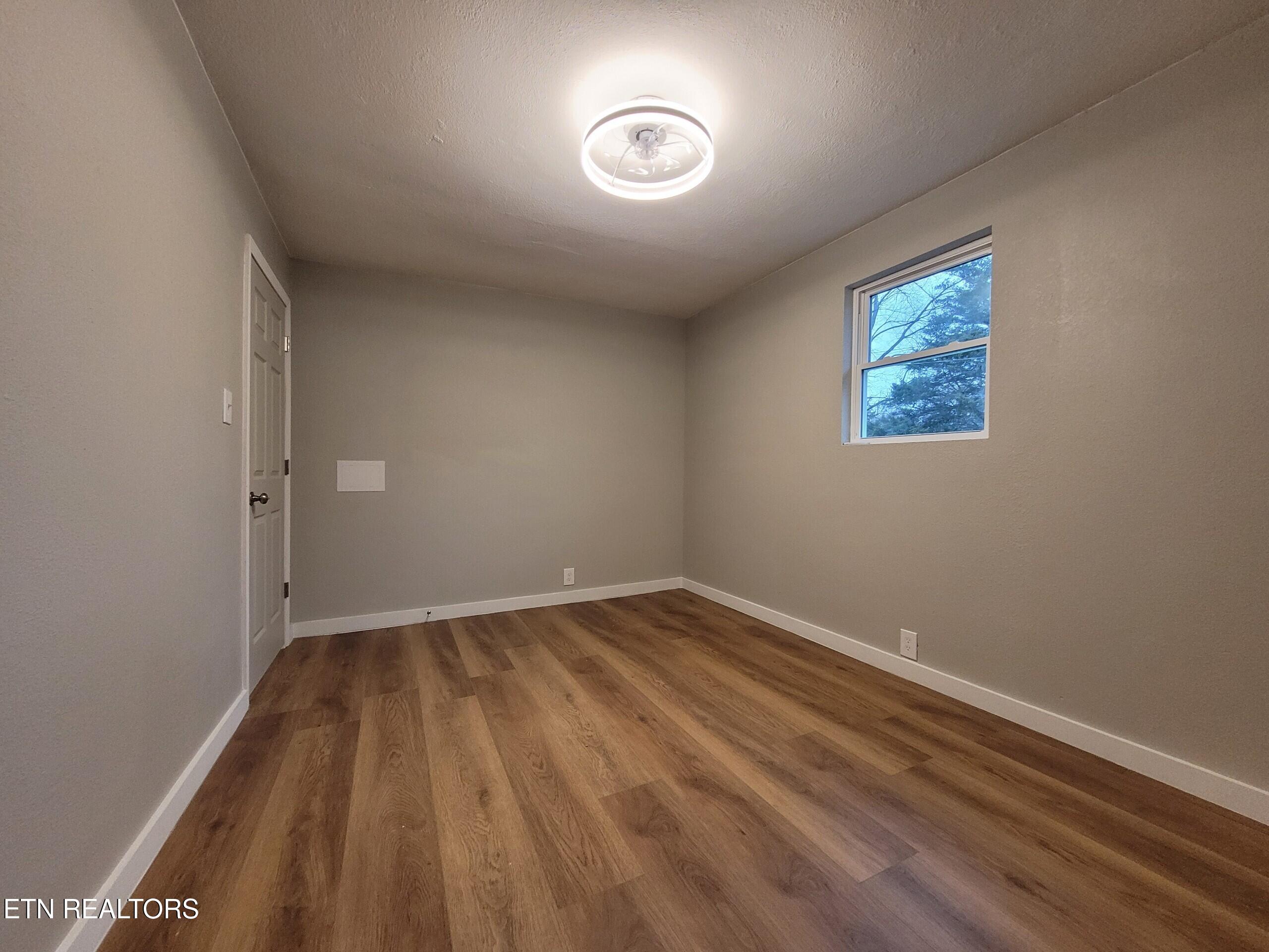 941 Cemetery Road Oliver Springs, TN 37840 - Photo 10 of 20 1000029682