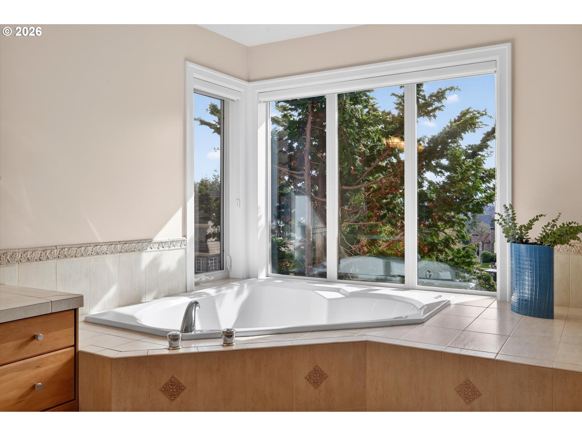 3390 Quail Ridge Court West Linn, OR 97068 - Photo 29 of 48 a living room with a large window and outer view