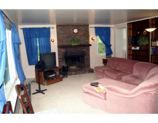 6 Sparhawk Terrace Marblehead, MA 01945 - Photo 3 of 4