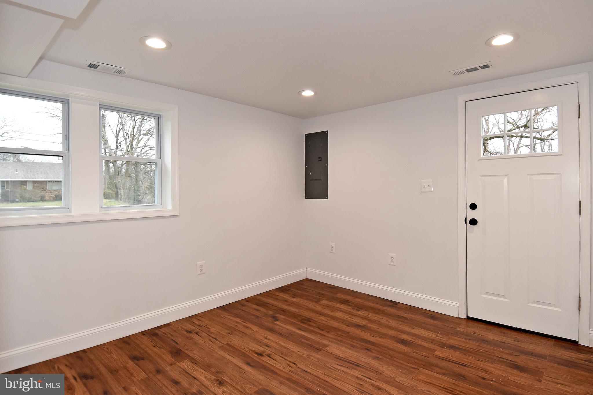 5540 Belfast Place Springfield, VA 22151 - Photo 35 of 48