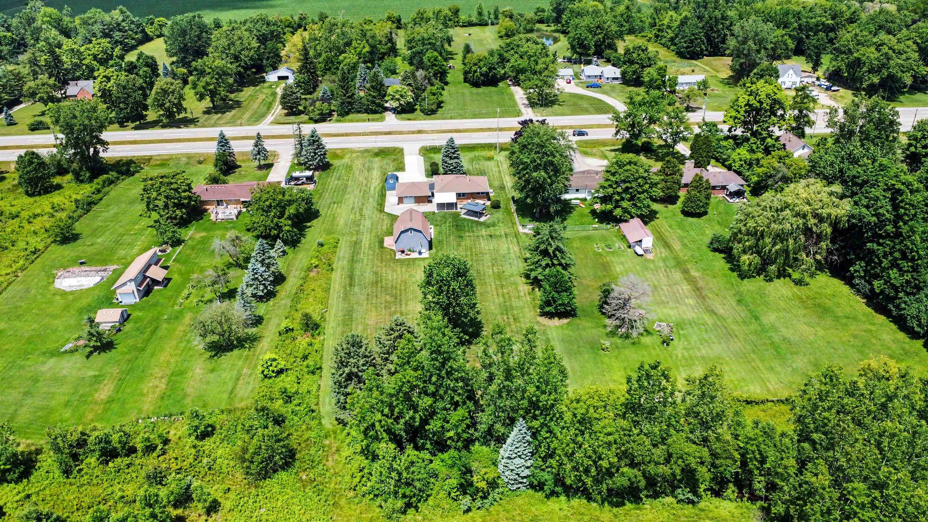 8155 Corunna Road Flint, MI 48532 - Photo 30 of 36