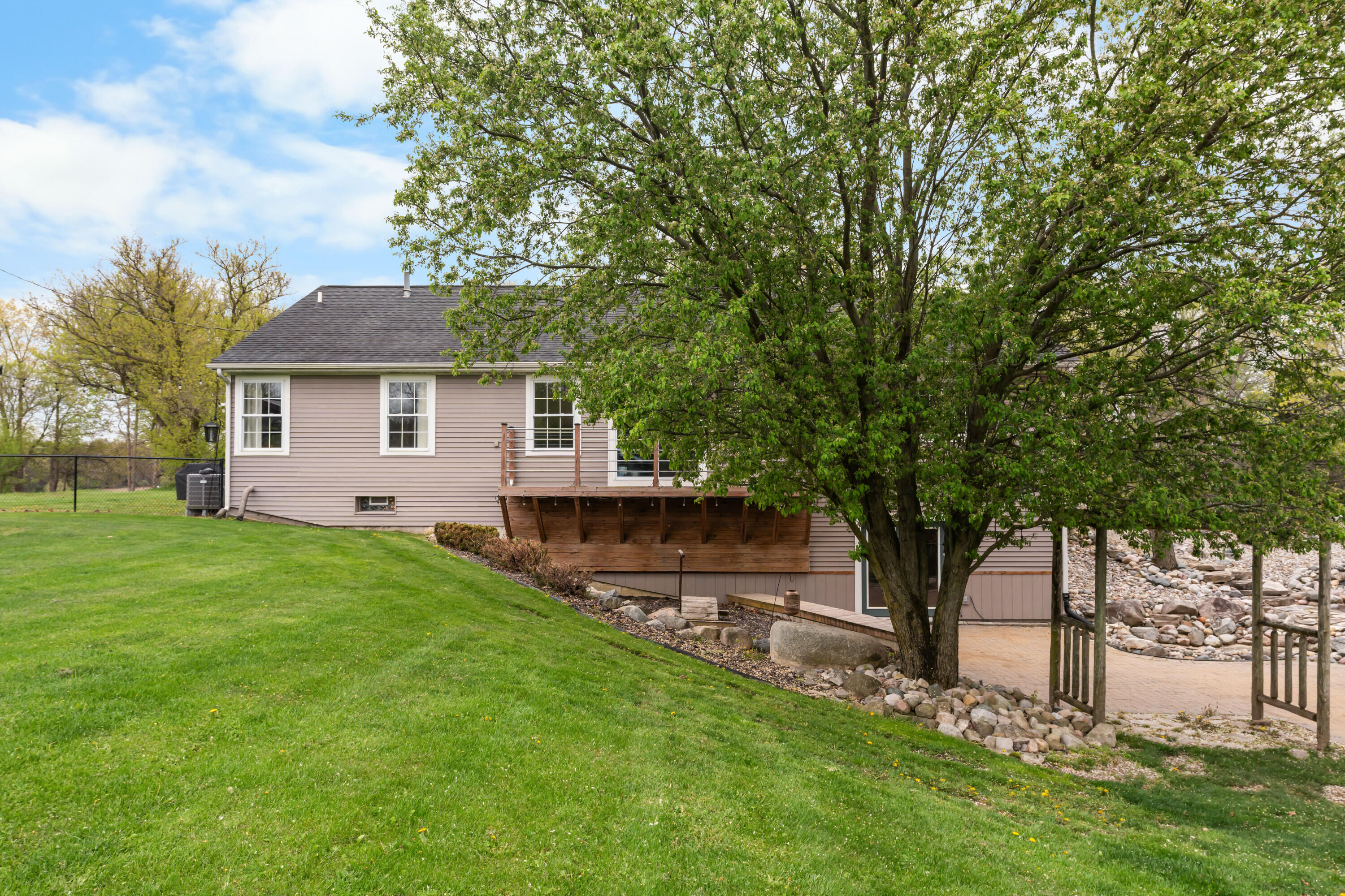 6540 Munsell Road Howell, MI 48843 - Photo 14 of 86 013_27