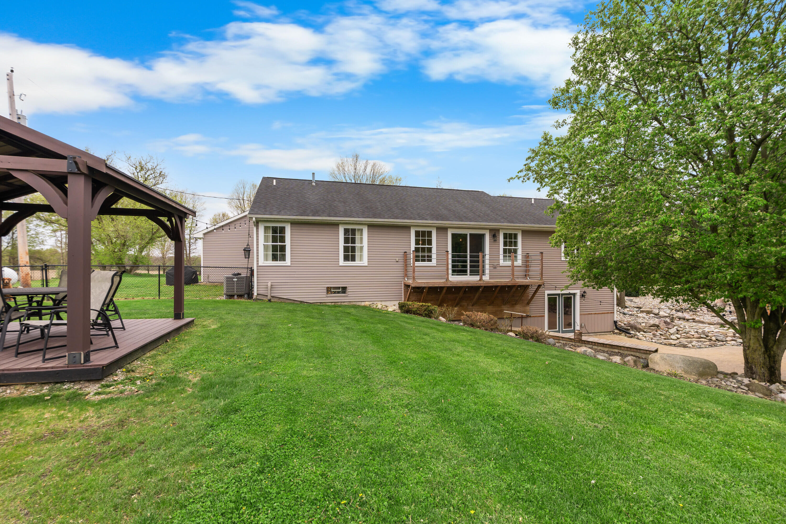 6540 Munsell Road Howell, MI 48843 - Photo 17 of 86 016_28
