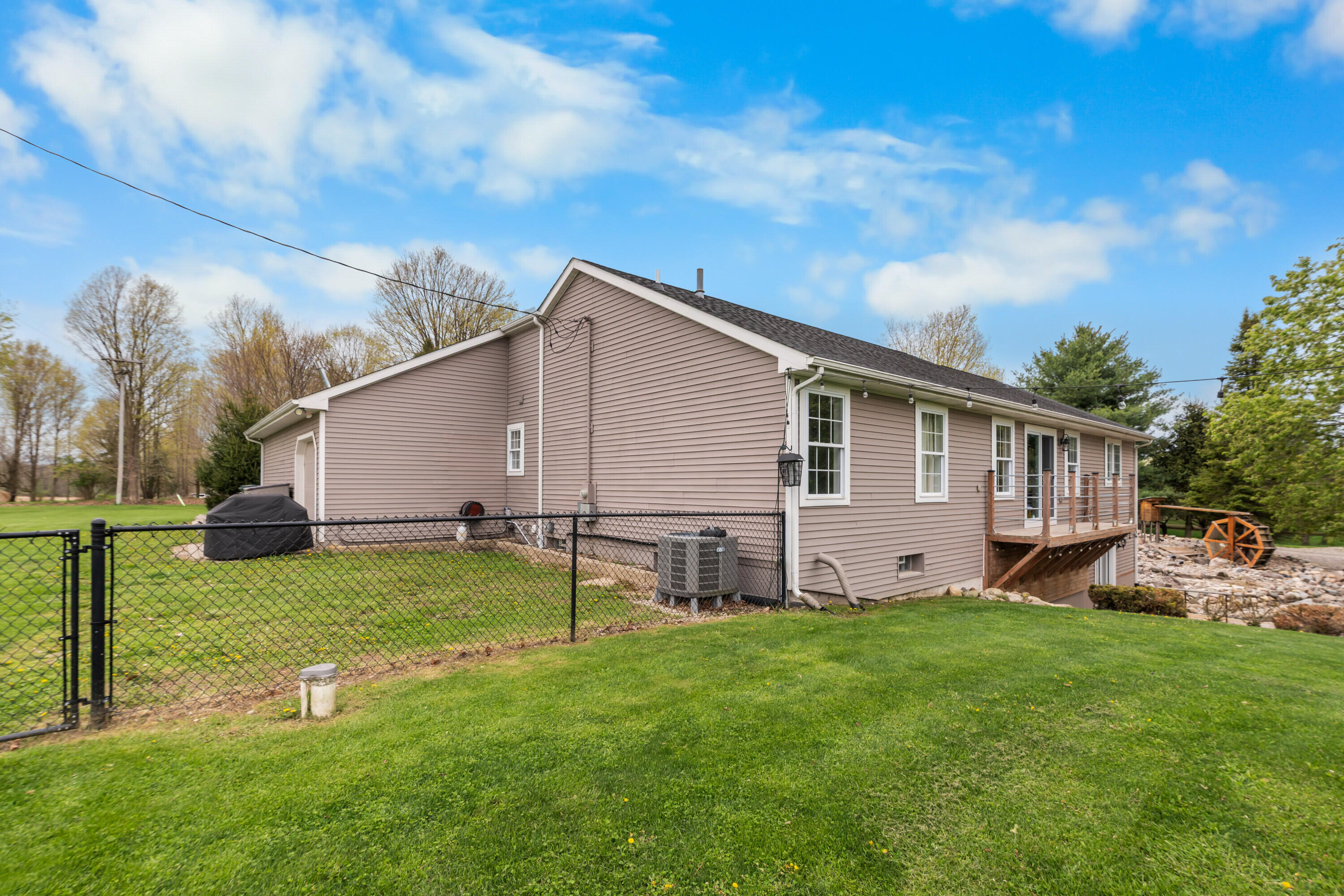 6540 Munsell Road Howell, MI 48843 - Photo 19 of 86 018_31