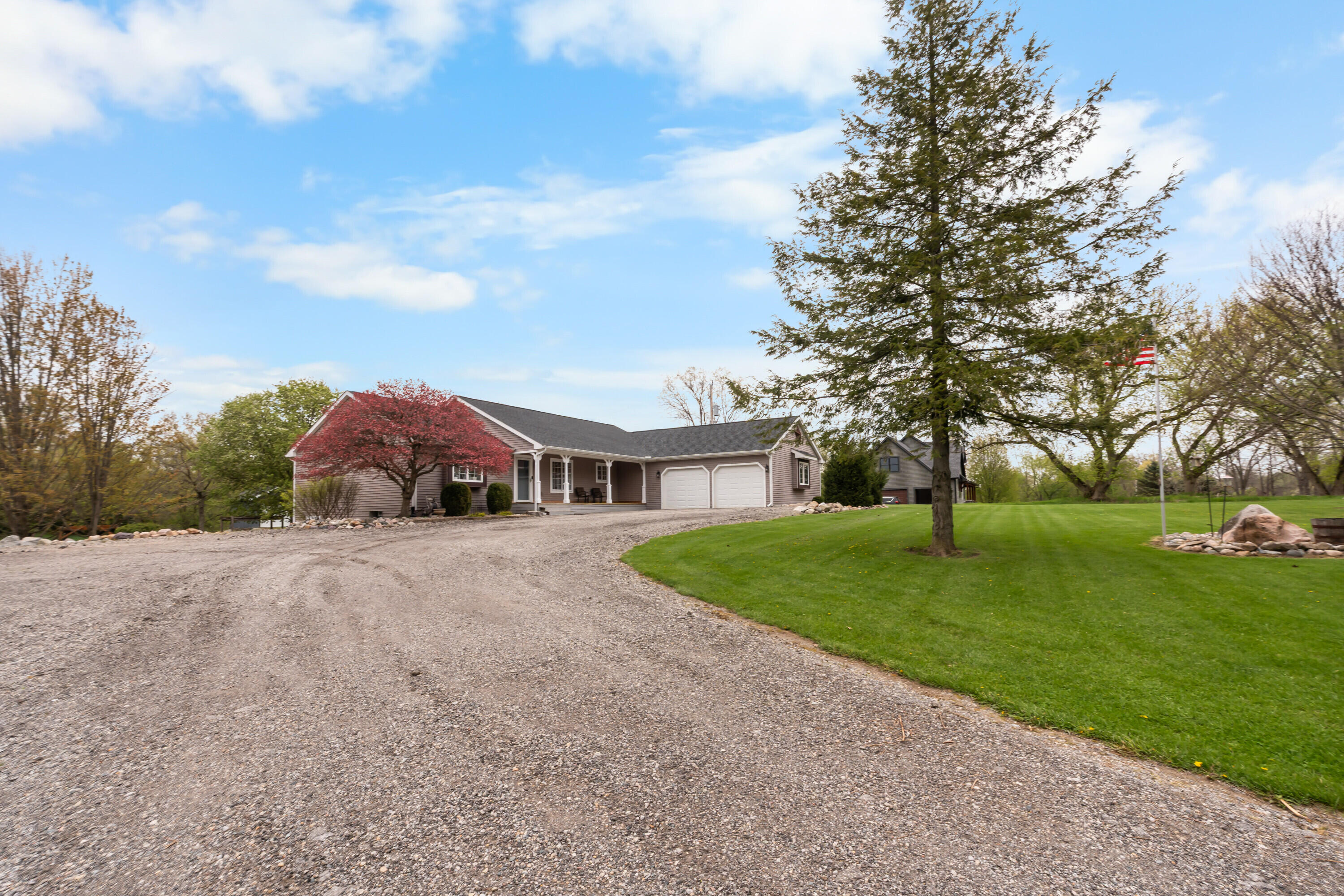 6540 Munsell Road Howell, MI 48843 - Photo 2 of 86 001_41