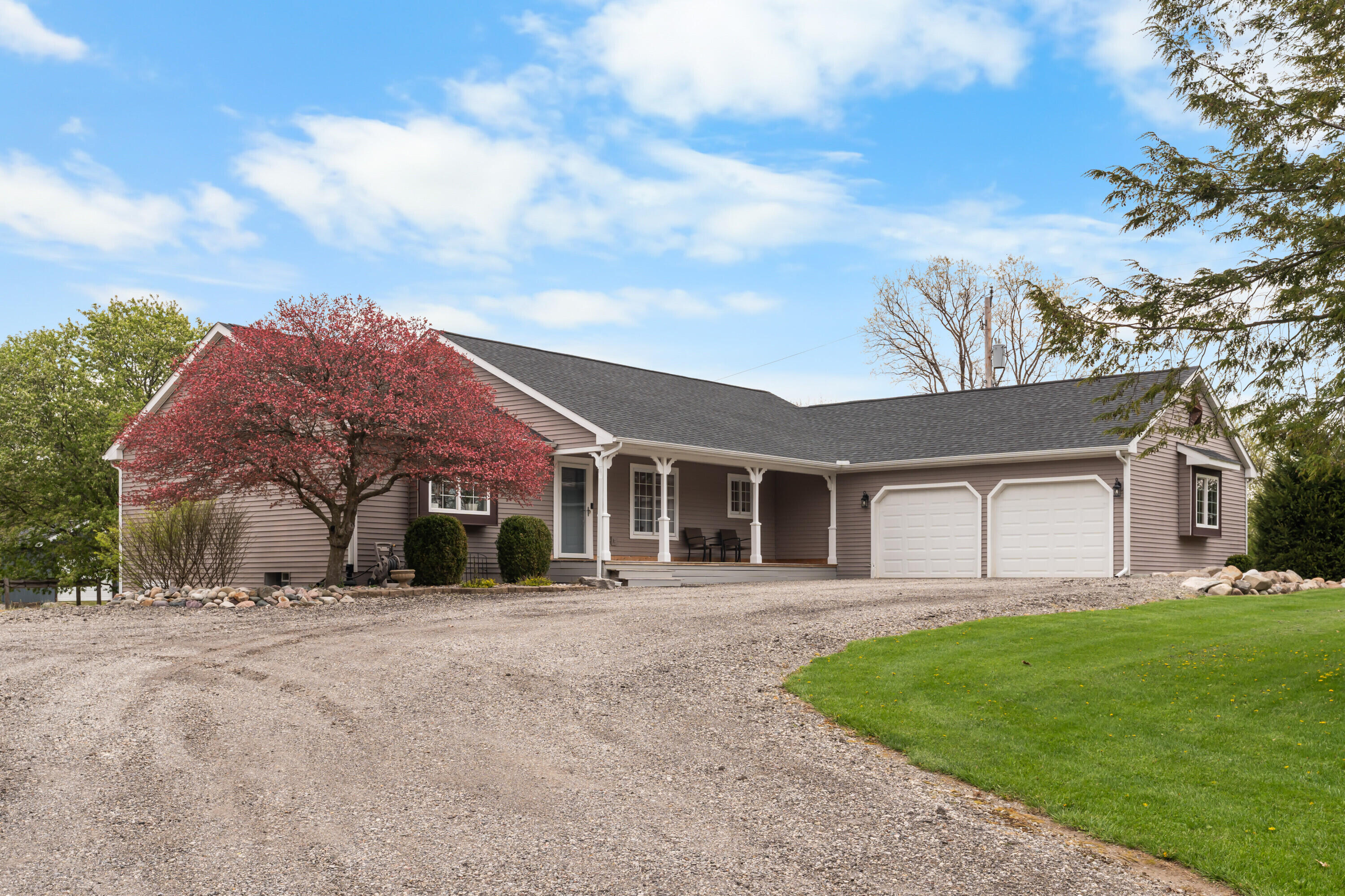 6540 Munsell Road Howell, MI 48843 - Photo 3 of 86 002_30