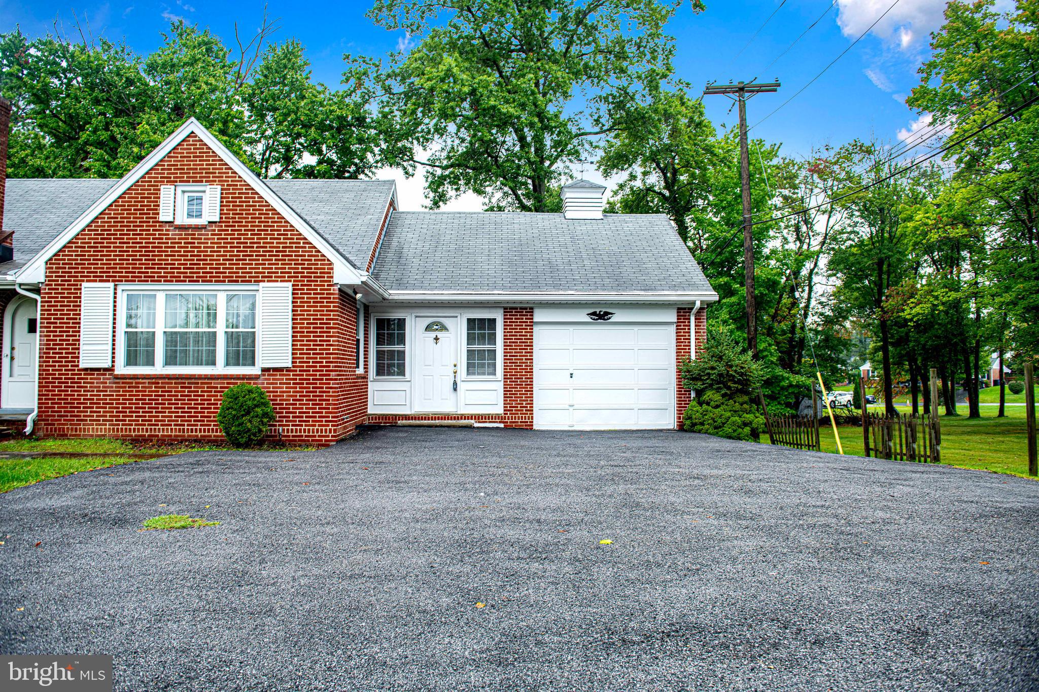 9406 Belair Road Baltimore, MD 21236 - Photo 4 of 30