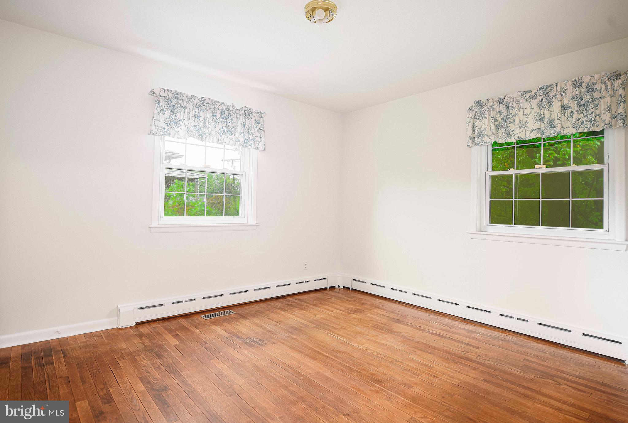 9406 Belair Road Baltimore, MD 21236 - Photo 8 of 30