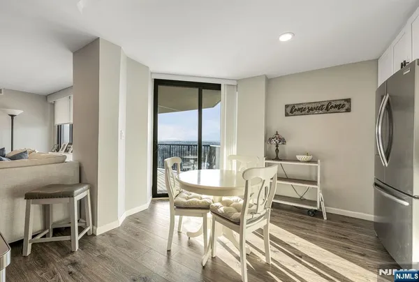 $639,000 | 245 Prospect Avenue, Unit 14D, Hackensack, NJ 07601