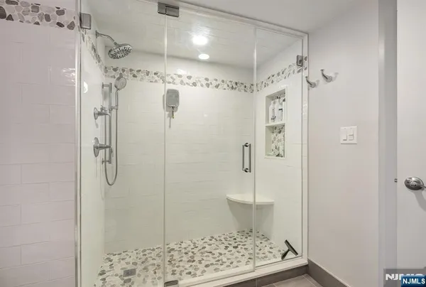 $639,000 | 245 Prospect Avenue, Unit 14D, Hackensack, NJ 07601